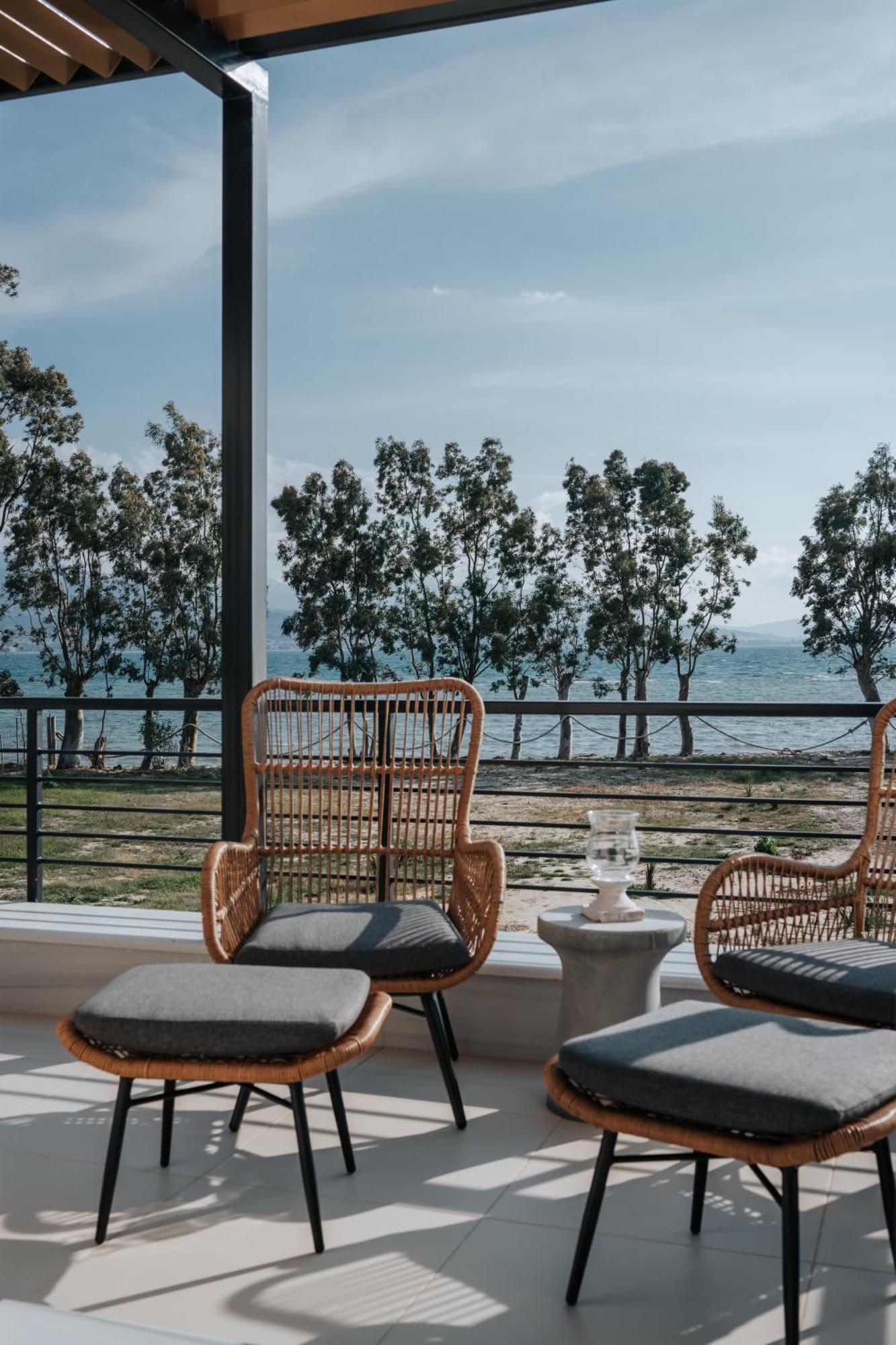 Ponte Suites Antirrio Exterior foto